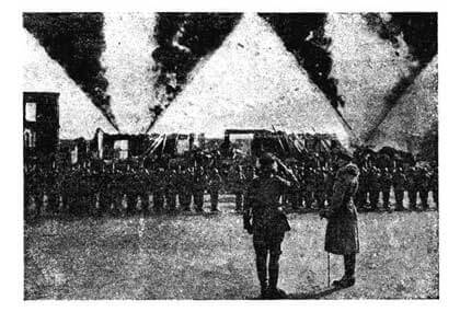 Der Kronprinz bei den Flammenwerfern der 5. Armee